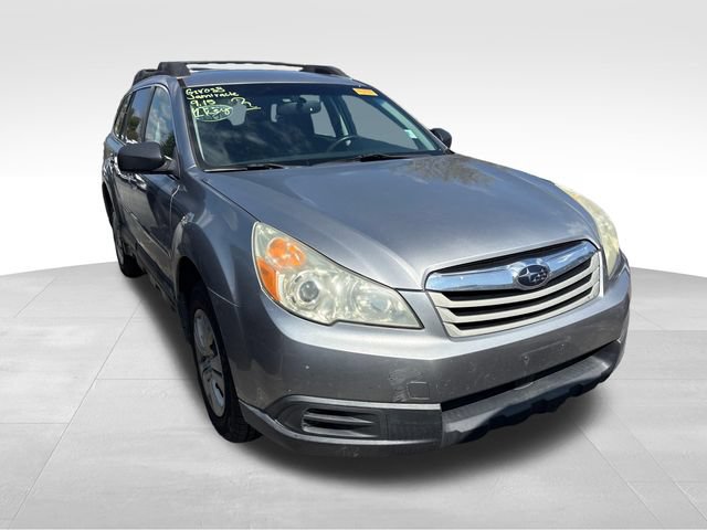 Used 2011 Subaru Outback 2.5i w/ Popular Equipment Group 1B AWD/4WD image 2