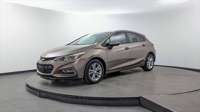 Used 2019 Chevrolet Cruze LS w/ LS Convenience Package FWD image 2