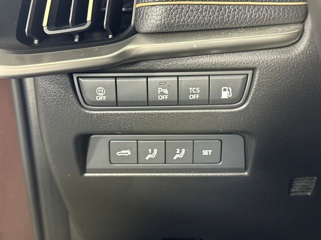 Used 2024 MAZDA CX-90 Plug-In Hybrid w/ Premium Pkg image 19