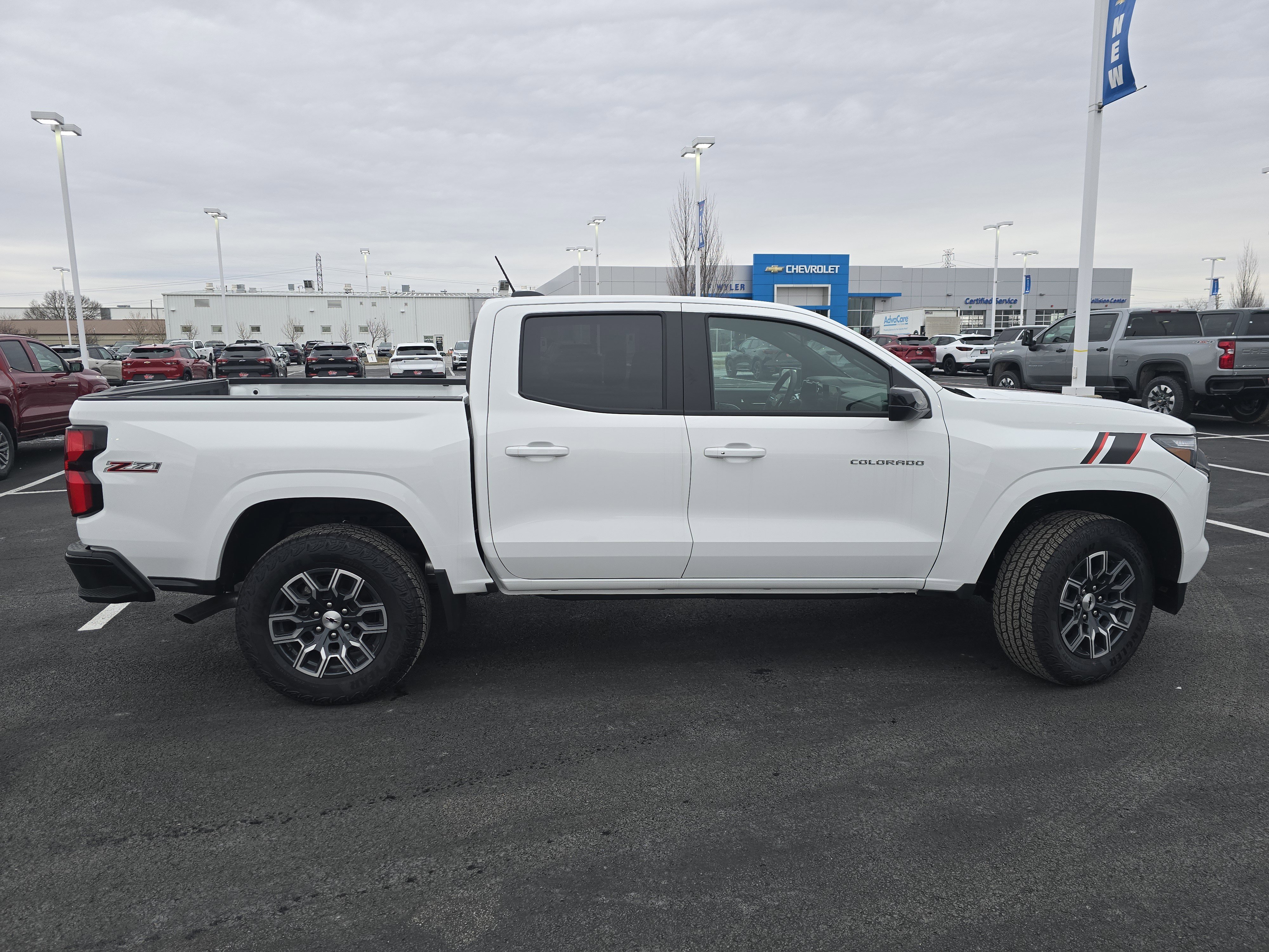 New 2026 Chevrolet Colorado Z71 image 17