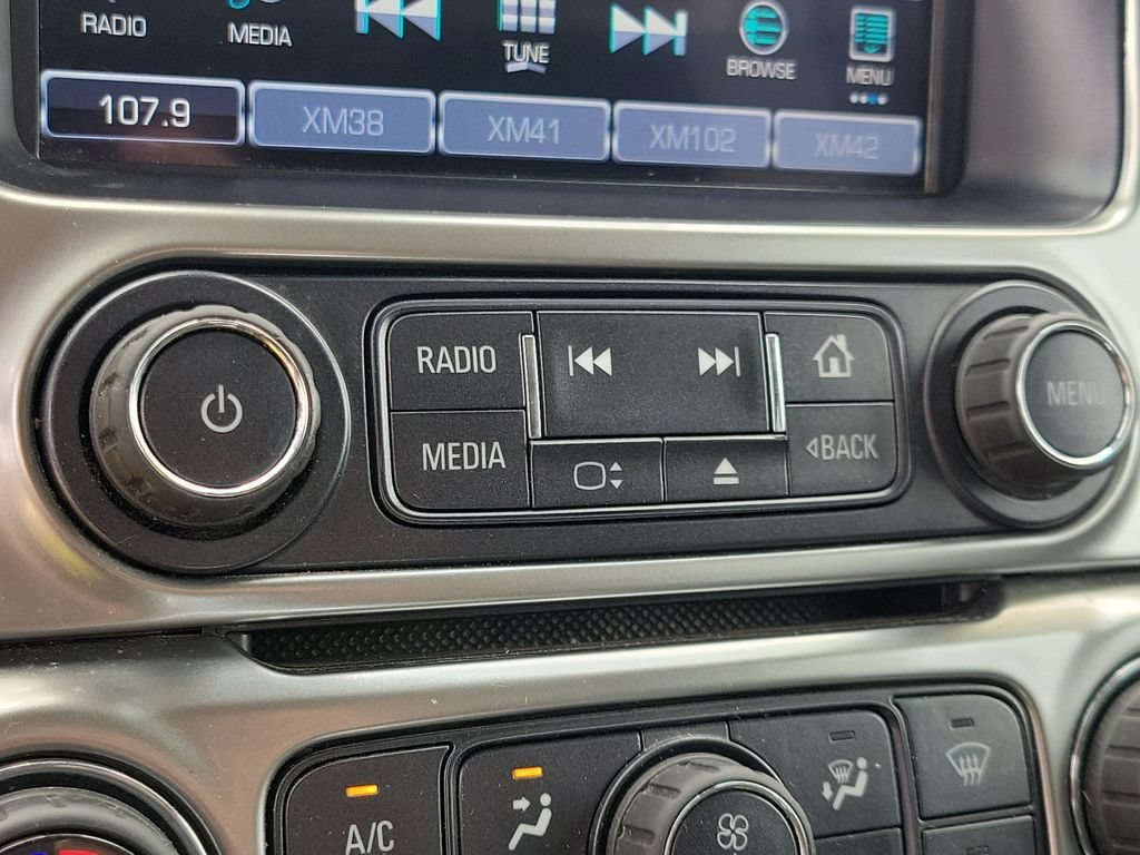 Used 2018 Chevrolet Suburban Premier AWD/4WD image 31
