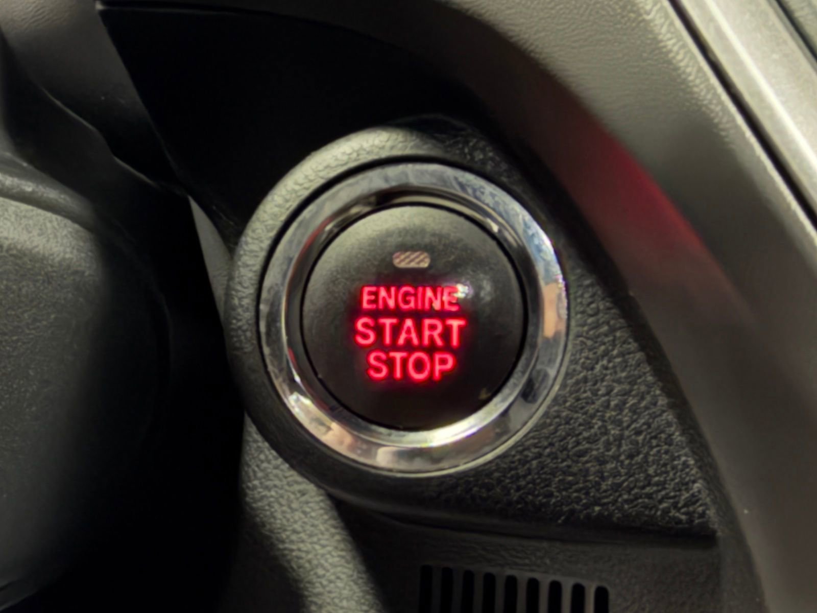 Used 2024 Subaru Crosstrek 2.0i Premium w/ Popular Package #3 image 28