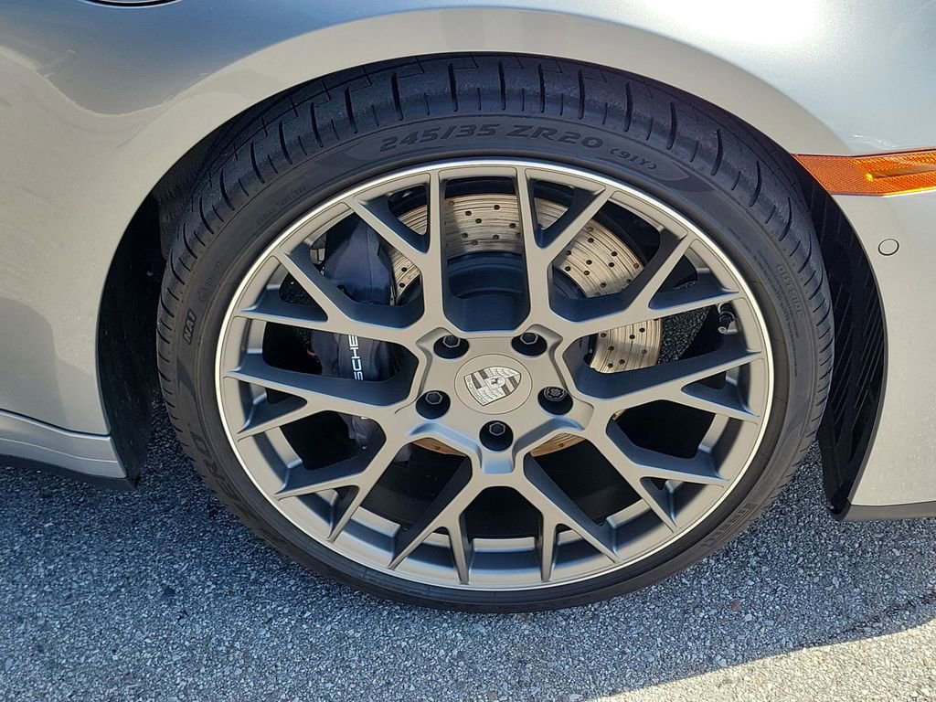Certified 2025 Porsche 911 Carrera RWD image 13