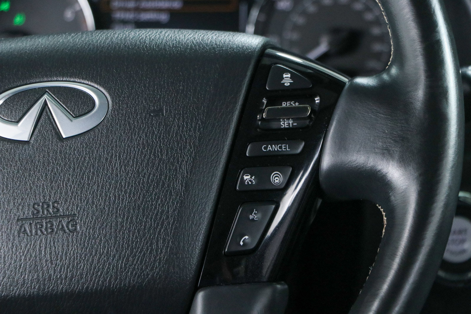 Used 2024 INFINITI QX80 Premium Select w/ All-Season Package image 15