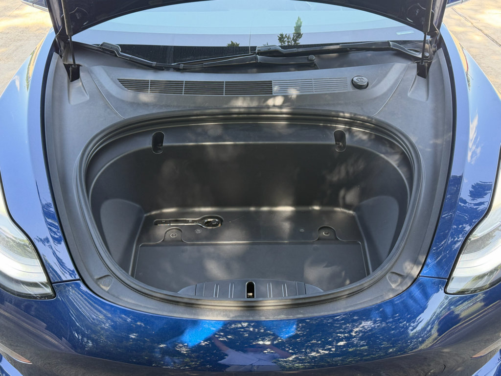 Used 2020 Tesla Model 3 Standard Range RWD image 30