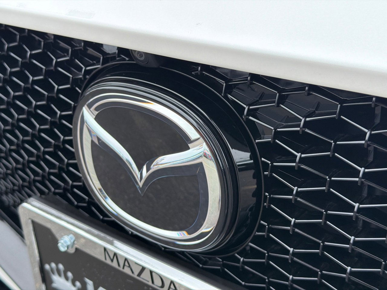 New 2026 MAZDA MAZDA3 Hatchback w/Premium Plus Pkg image 13