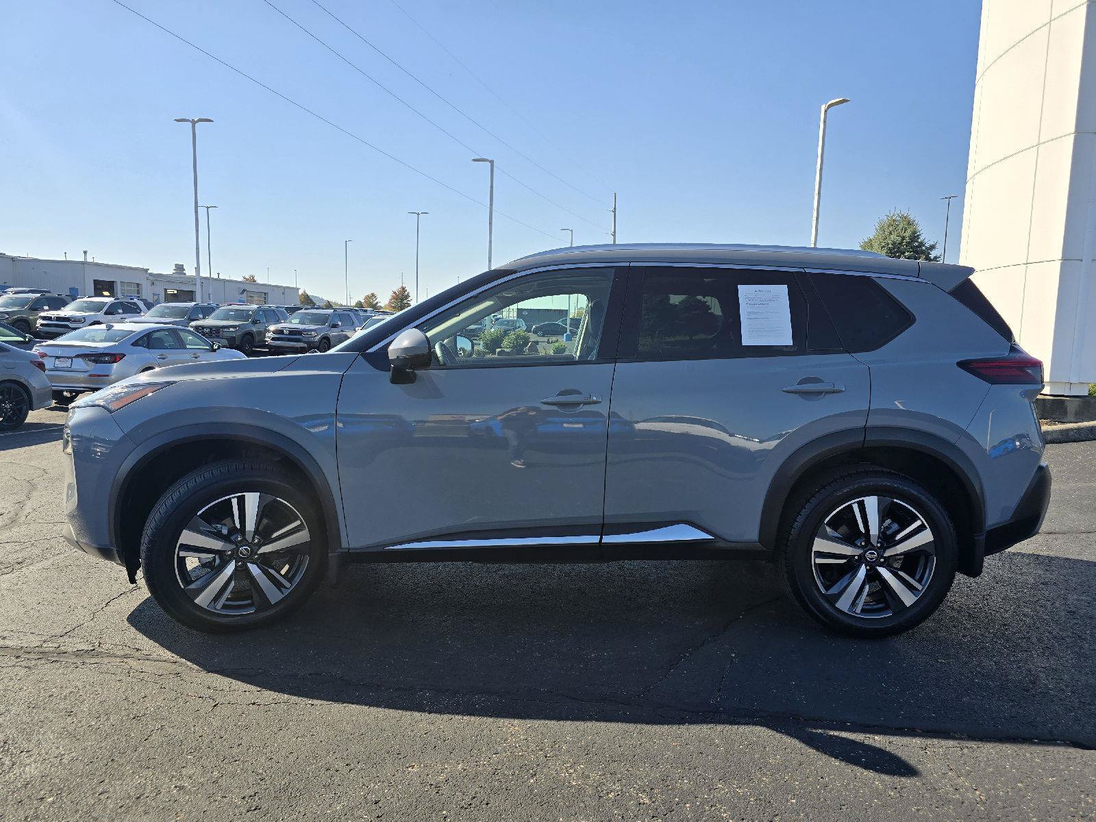 Used 2021 Nissan Rogue SL w/ Premium Package AWD/4WD image 4