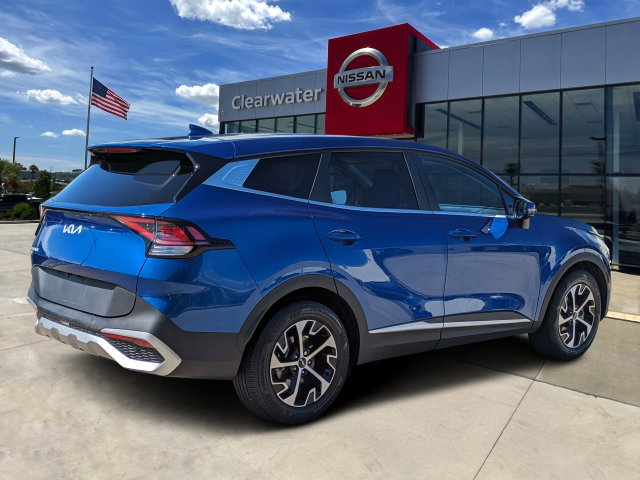 Used 2023 Kia Sportage EX FWD image 3