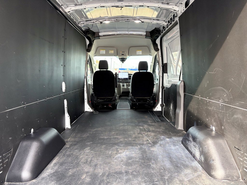 Used 2024 Ford E-Transit Base w/ Load Area Protection Package image 29