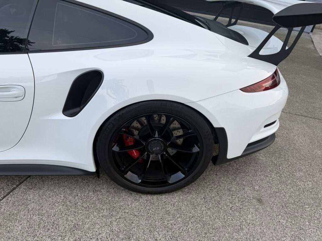 Used 2016 Porsche 911 GT3 RS image 8