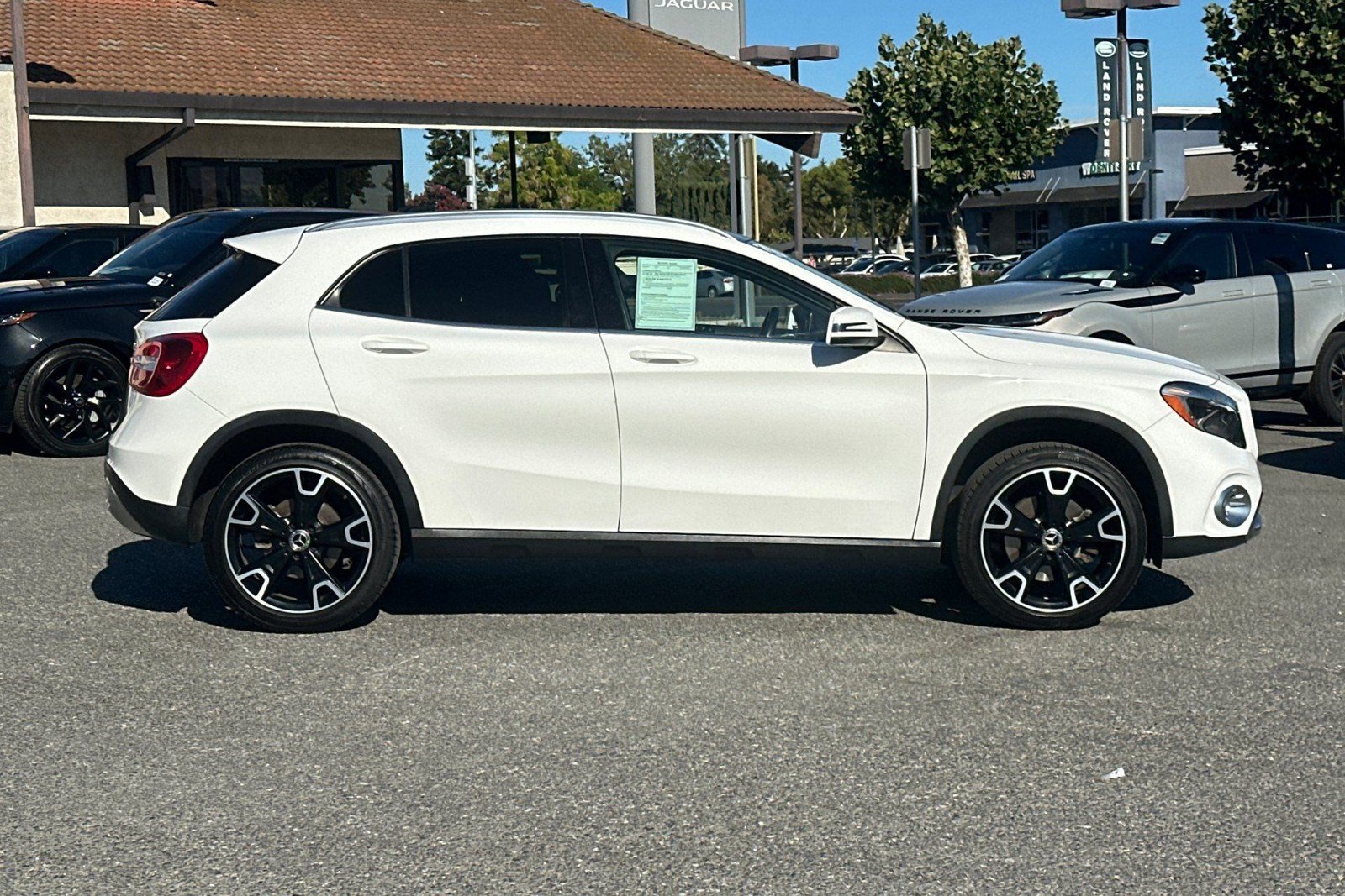 Used 2020 Mercedes-Benz GLA 250 4MATIC image 8