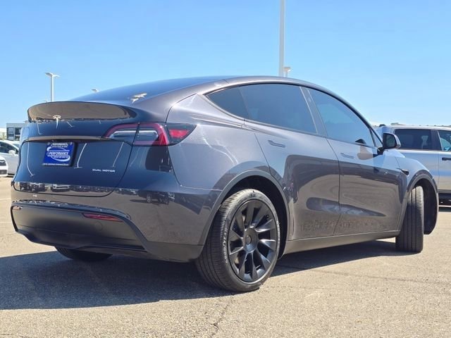 Used 2024 Tesla Model Y Long Range image 26