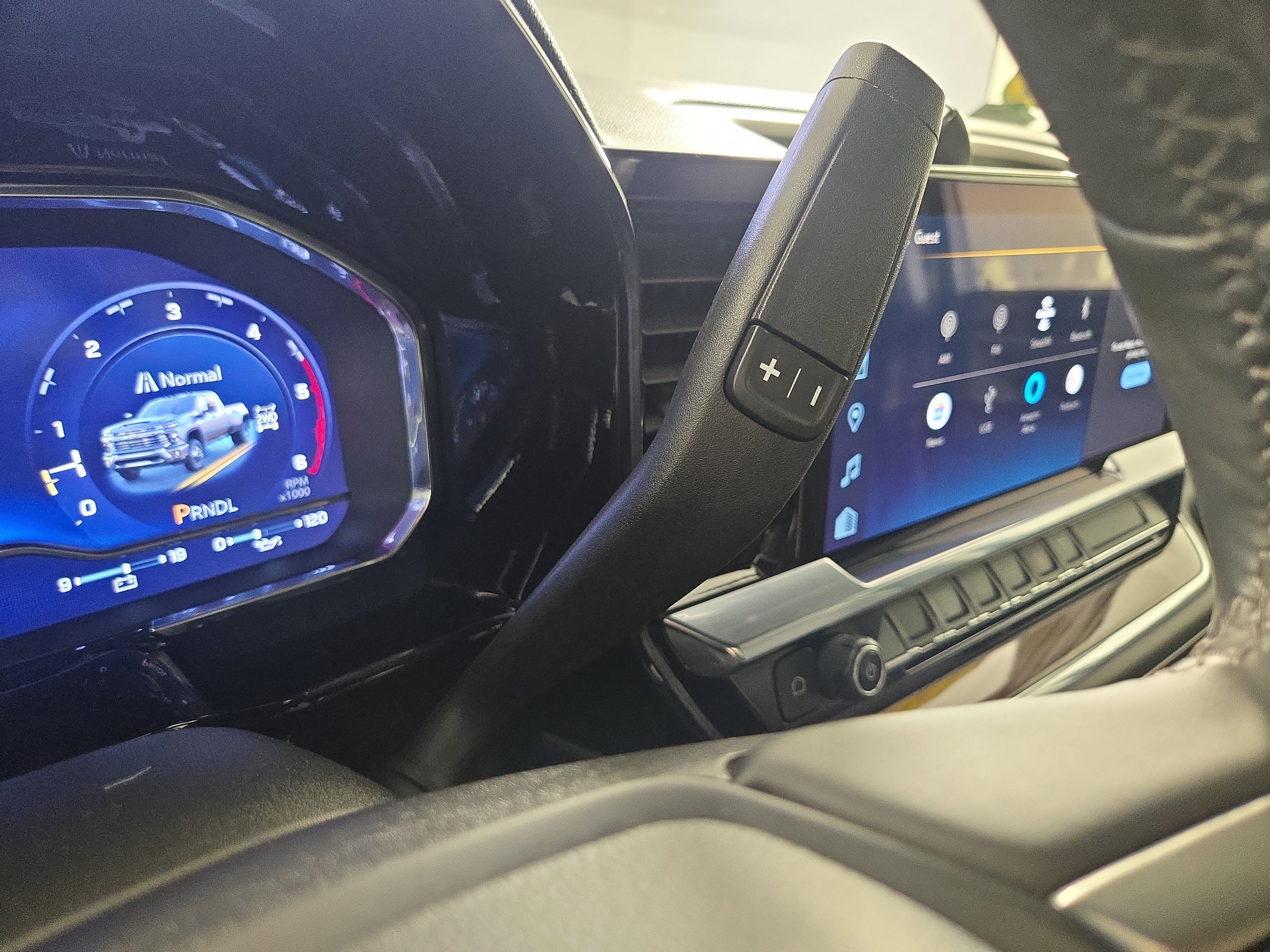 Certified 2024 Chevrolet Silverado 3500 LT w/ Convenience Package image 23