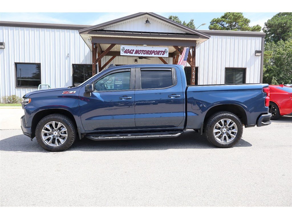 Used 2021 Chevrolet Silverado 1500 RST AWD/4WD image 2