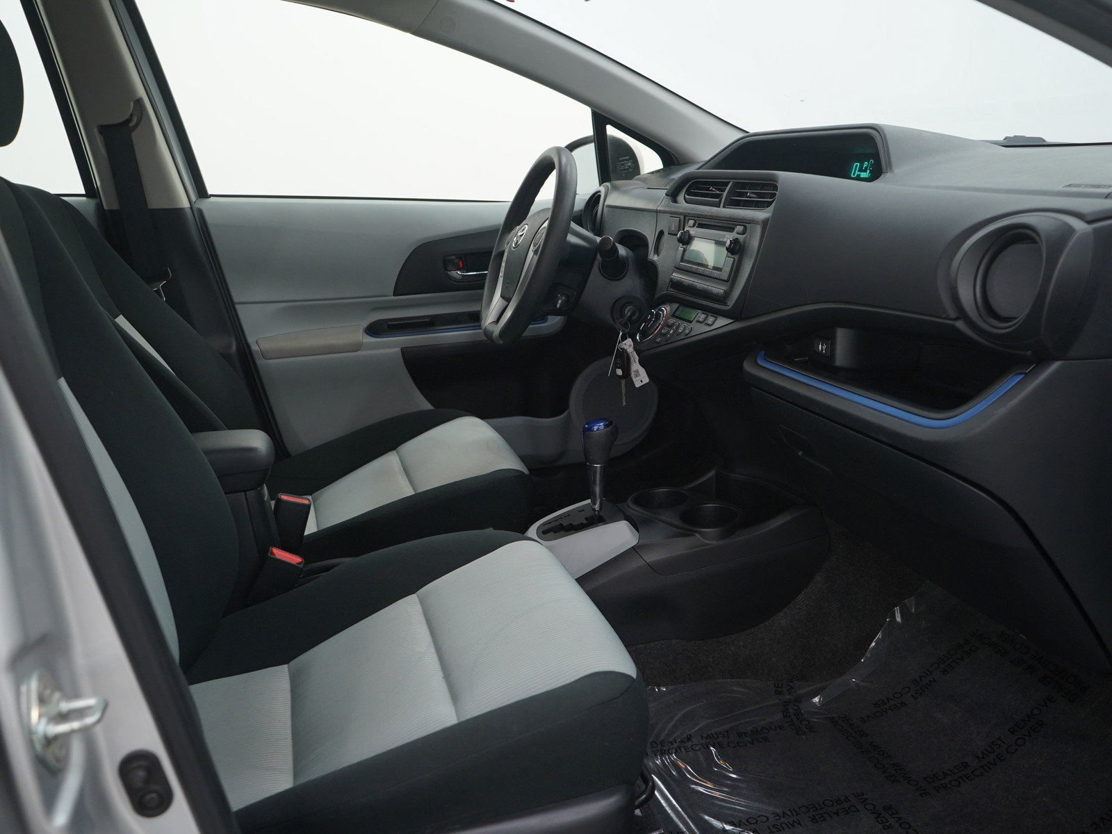 Used 2013 Toyota Prius C Two image 11