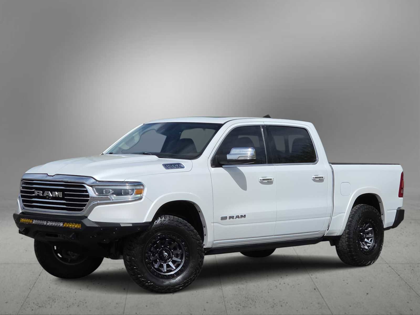 Used 2019 RAM 1500 Limited AWD/4WD image 1