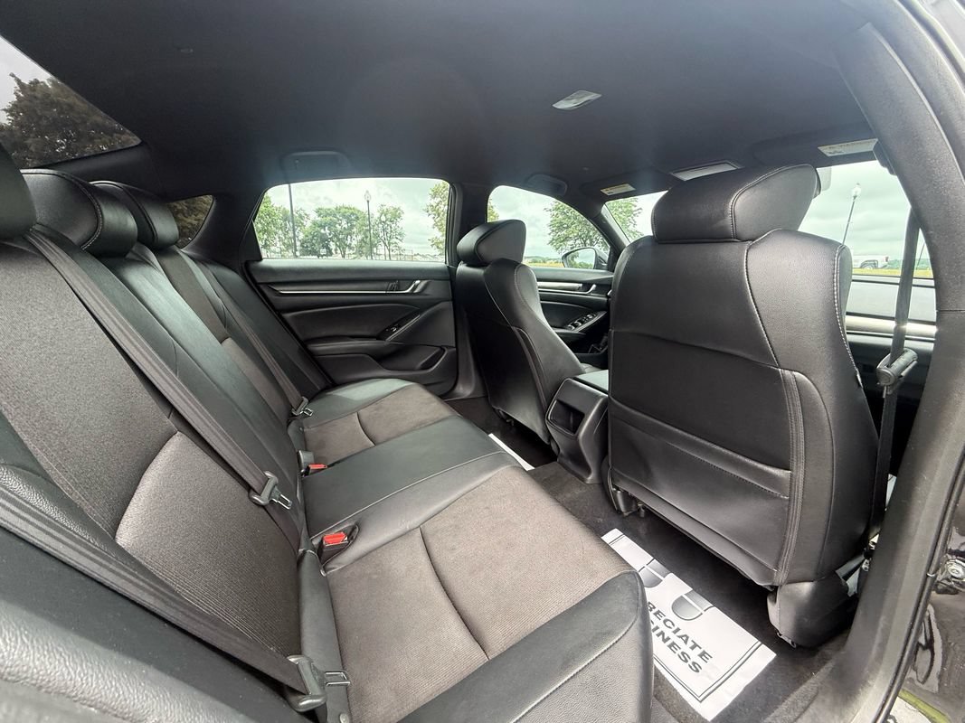 Used 2019 Honda Accord Sport image 14