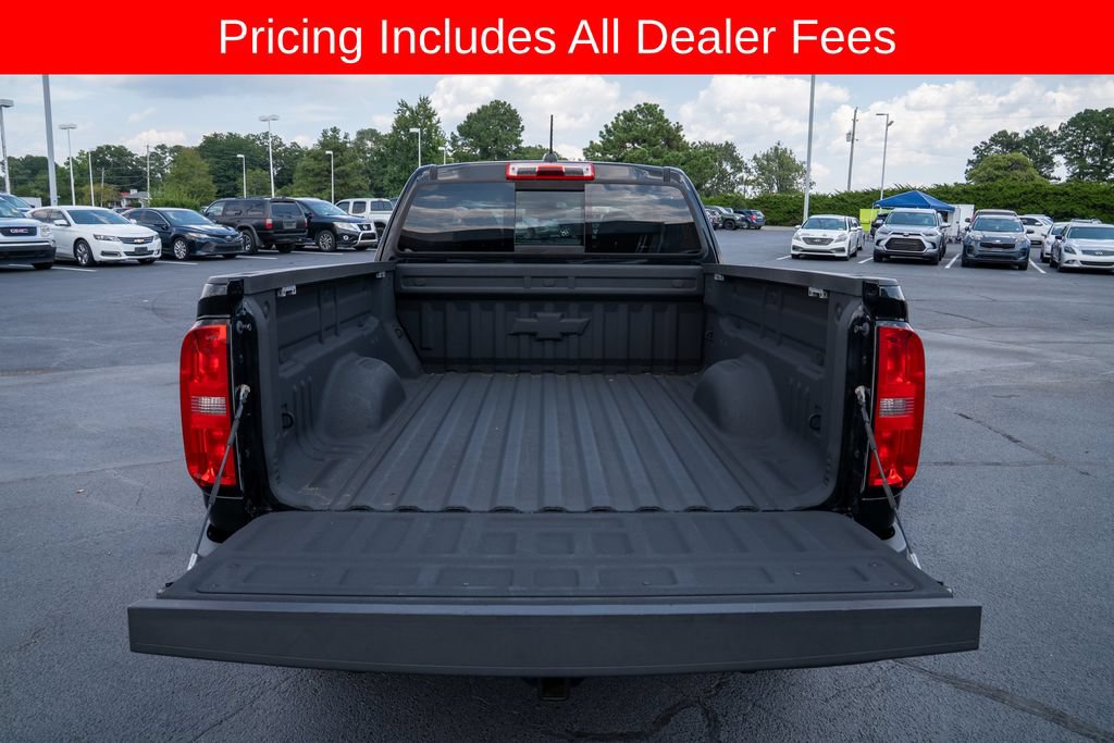 Used 2017 Chevrolet Colorado Z71 w/ Z71 Midnight Edition AWD/4WD image 5