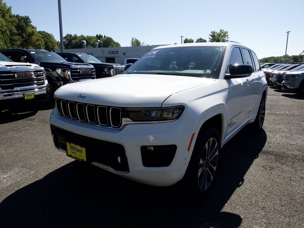 Used 2022 Jeep Grand Cherokee Overland