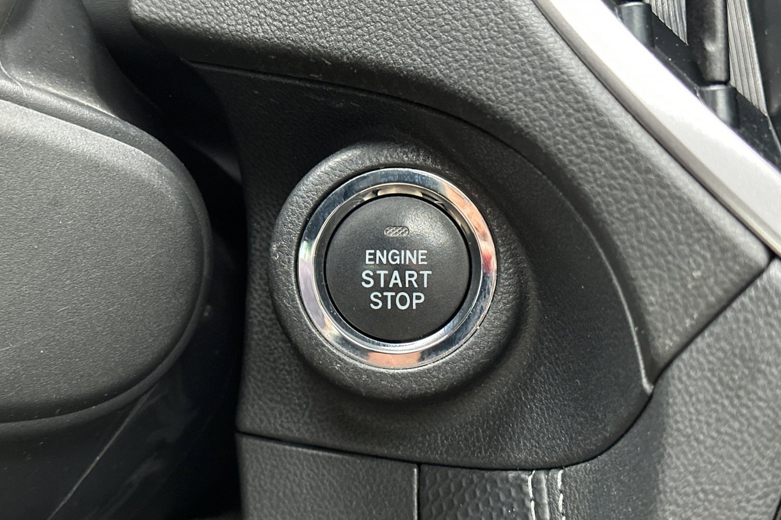 Used 2023 Subaru Forester Limited image 23