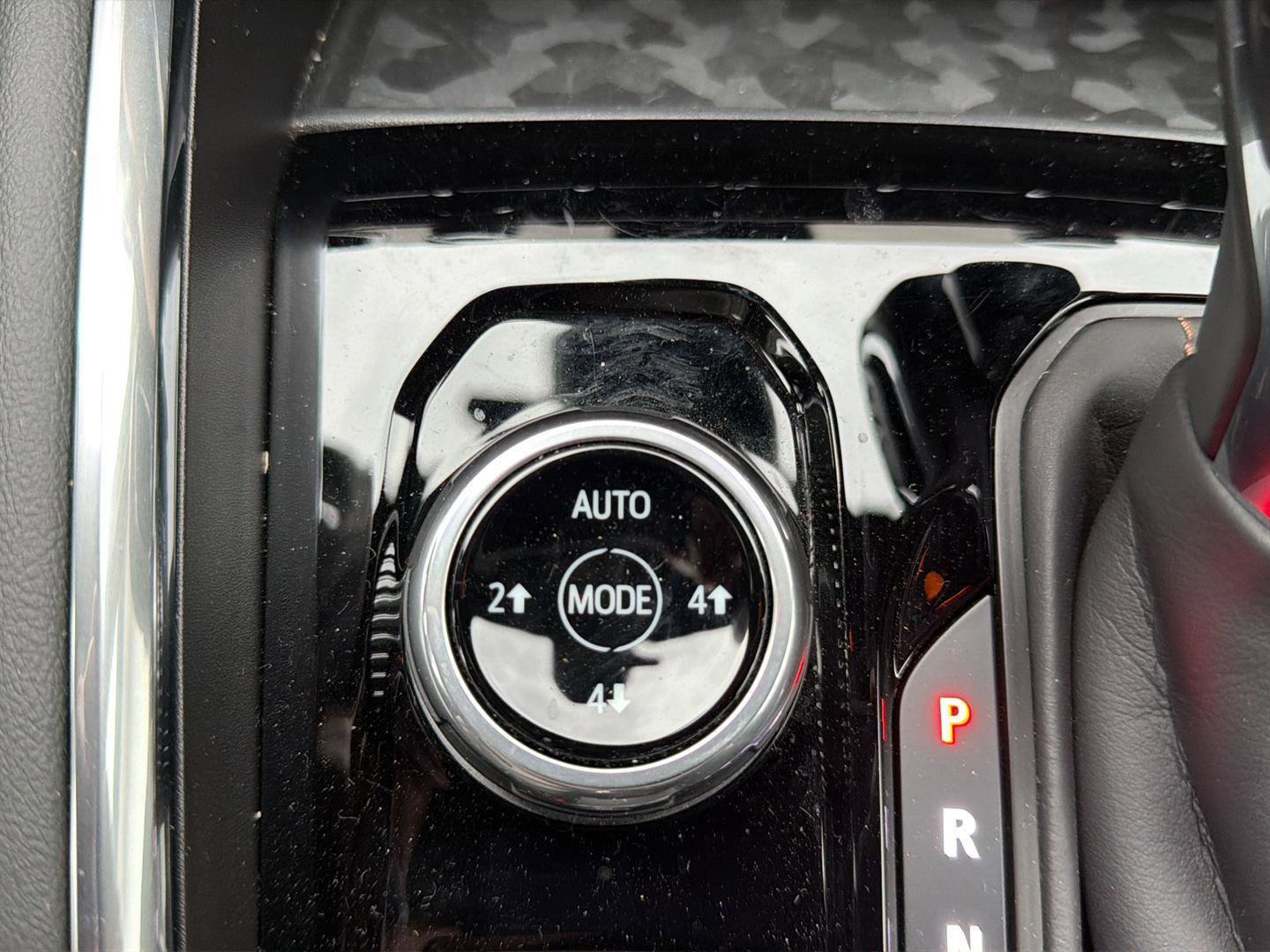 Used 2024 GMC Canyon AT4 image 16