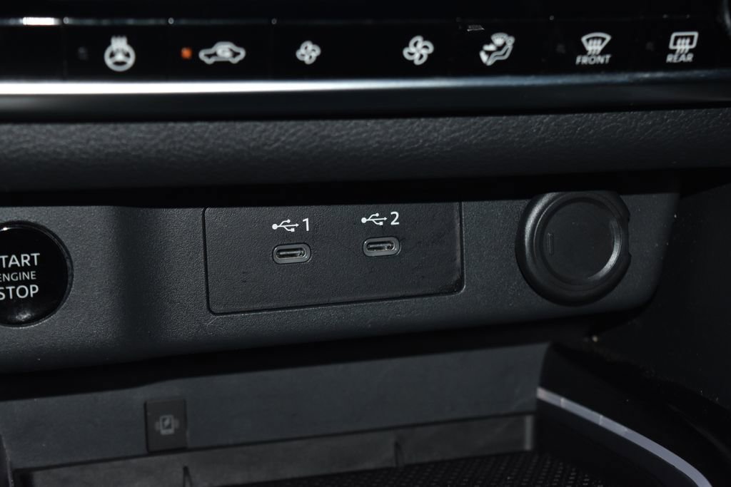 Certified 2026 Nissan Rogue SL AWD/4WD image 12