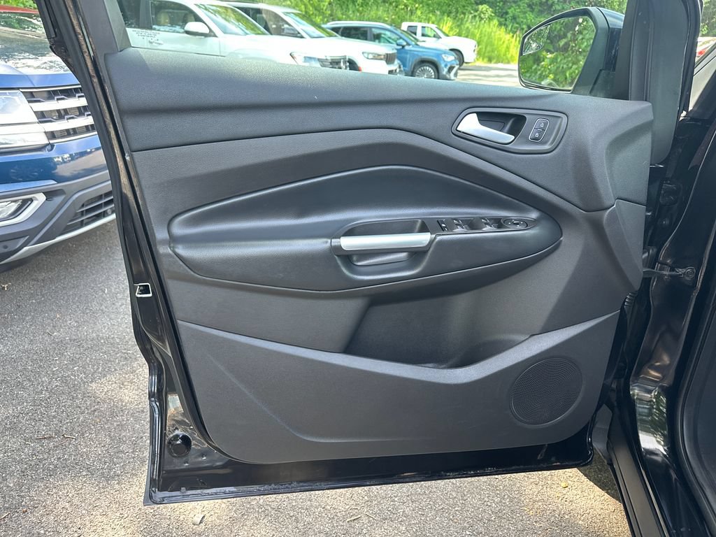 Used 2019 Ford Escape SEL AWD/4WD image 10