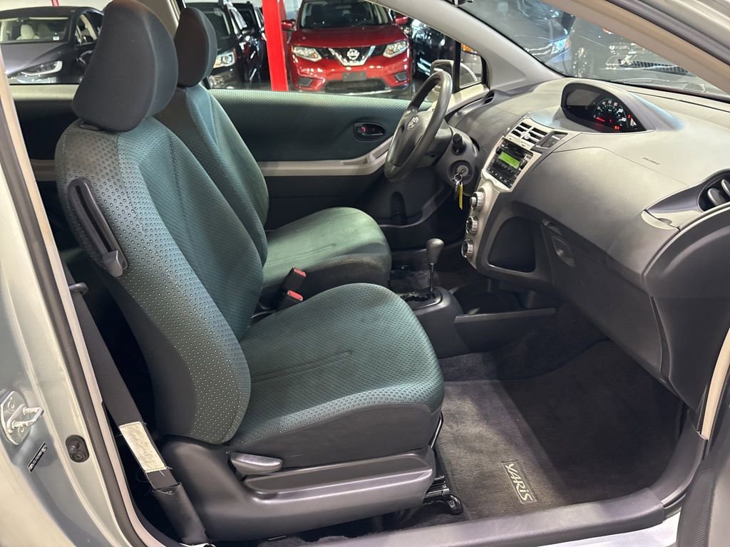 Used 2008 Toyota Yaris 2-Door Hatchback image 23
