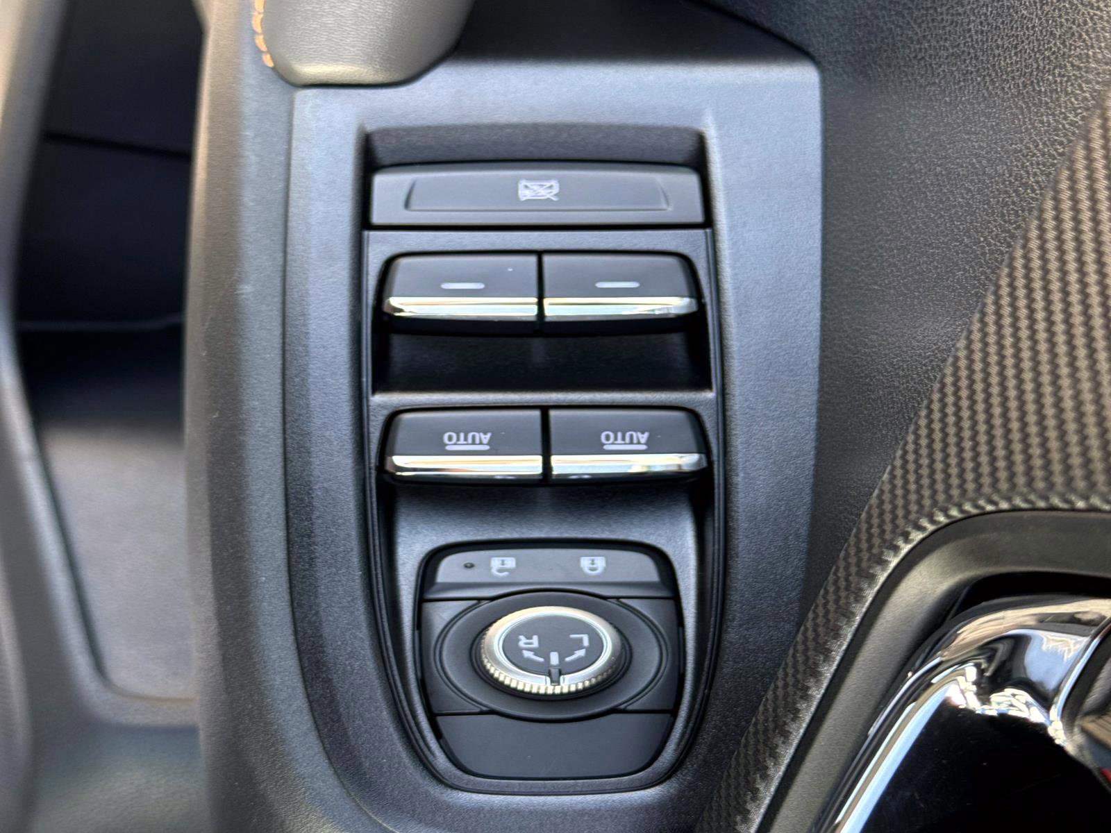 Certified 2025 Subaru Crosstrek 2.5i Limited w/ Crosstrek Mirror Package image 20