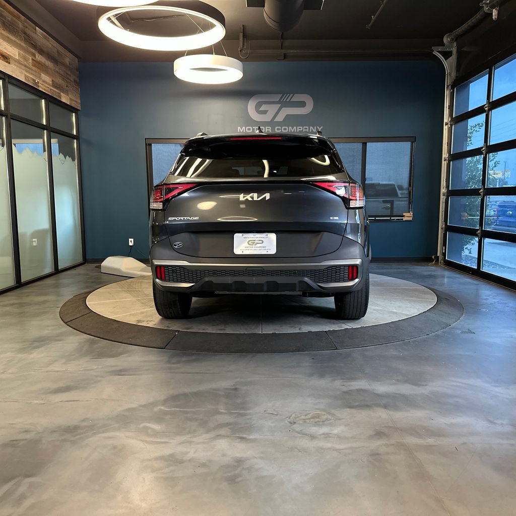 Used 2023 Kia Sportage X-Line w/ X-Line Premium Package AWD/4WD image 4