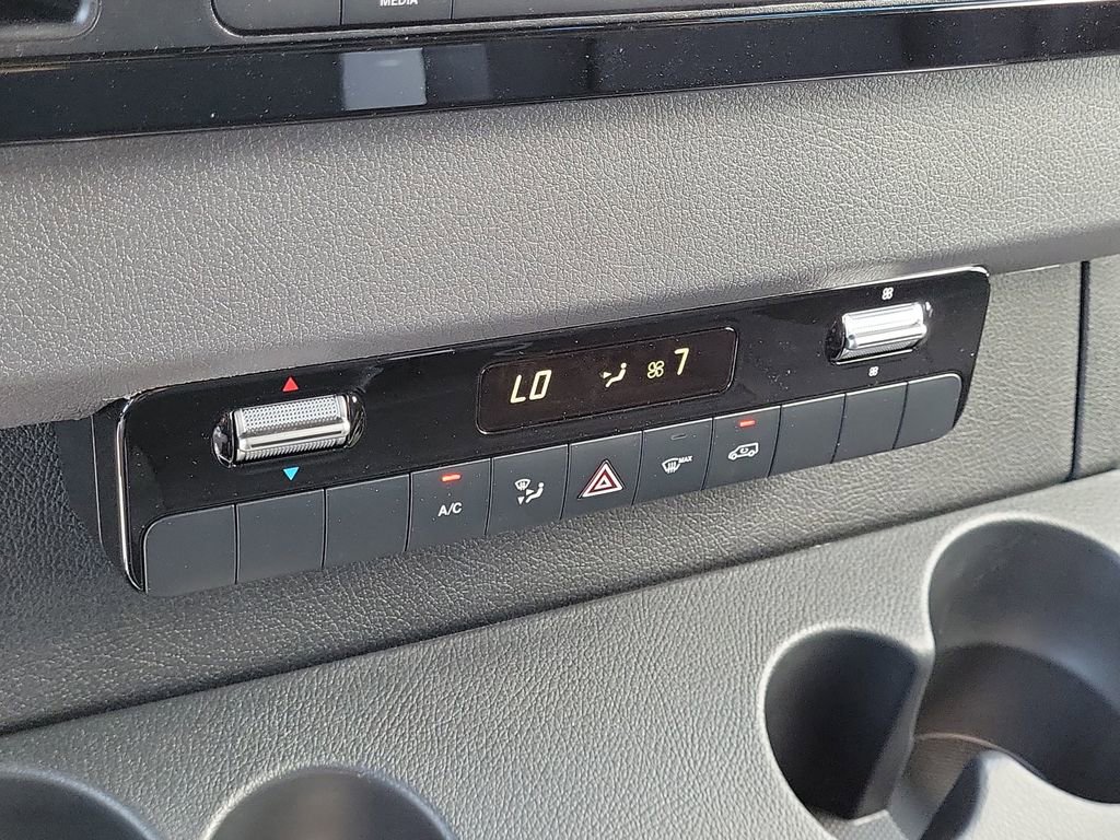 New 2025 Mercedes-Benz Sprinter 4500 image 24