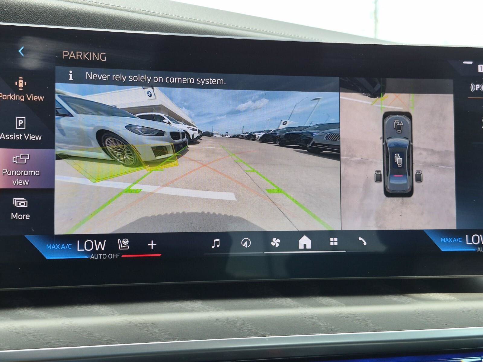 Certified 2025 BMW 740i w/ Premium Package RWD image 31