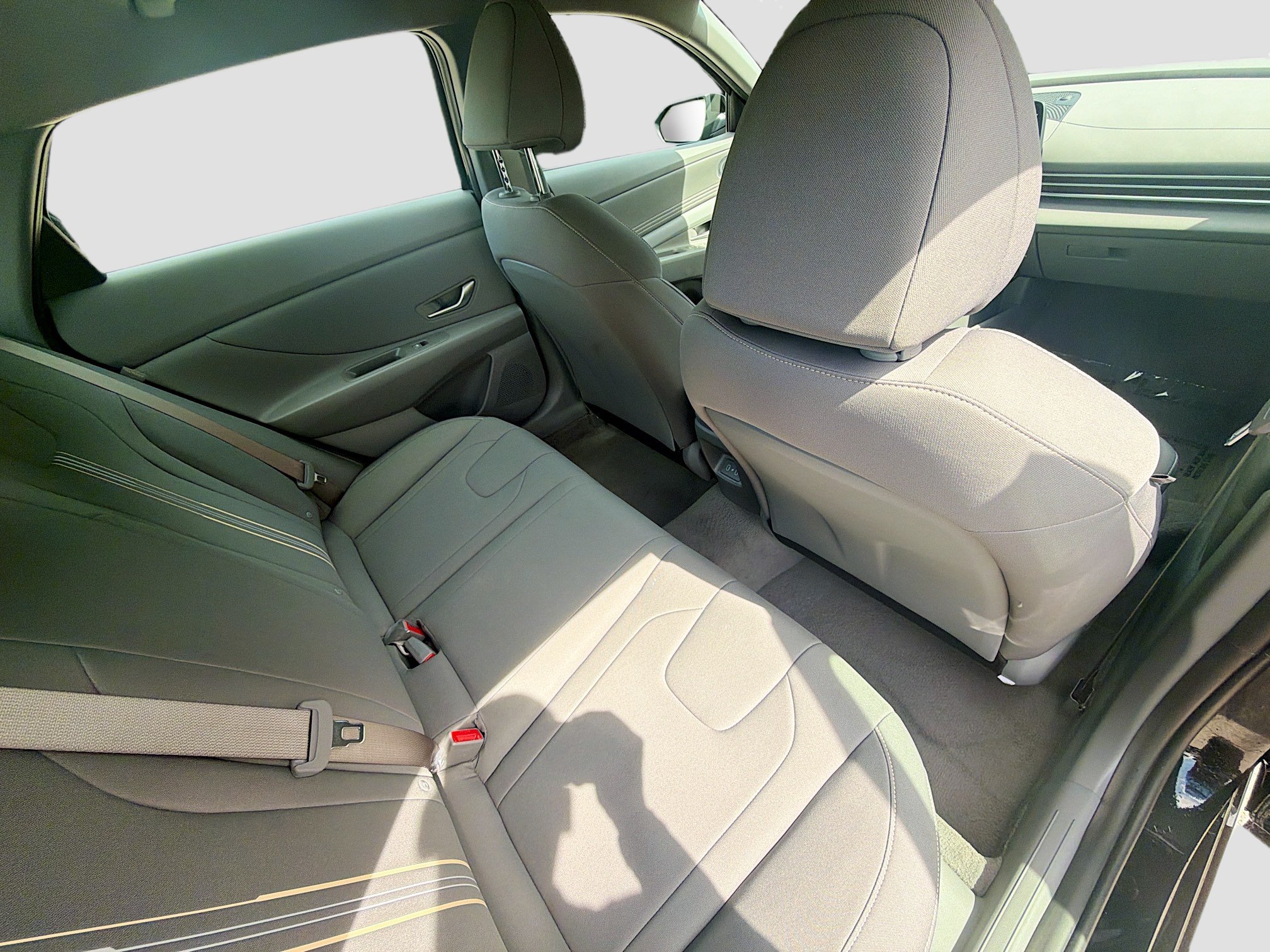 Certified 2026 Hyundai Elantra Sport FWD image 25