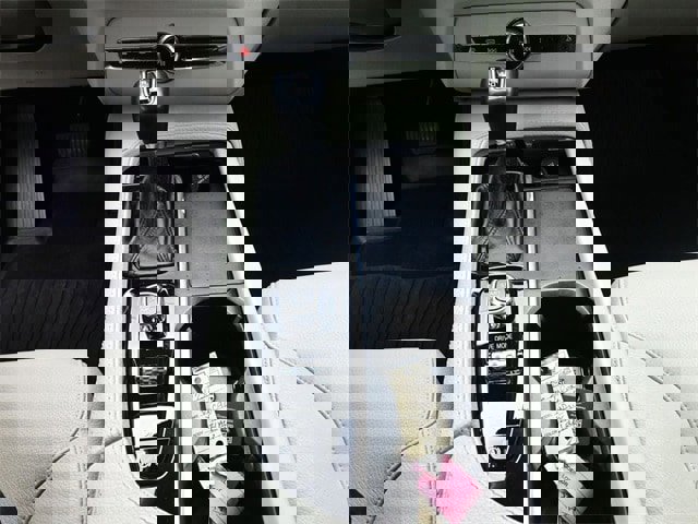 Used 2021 Volvo XC90 T5 Momentum w/ Climate Package image 13