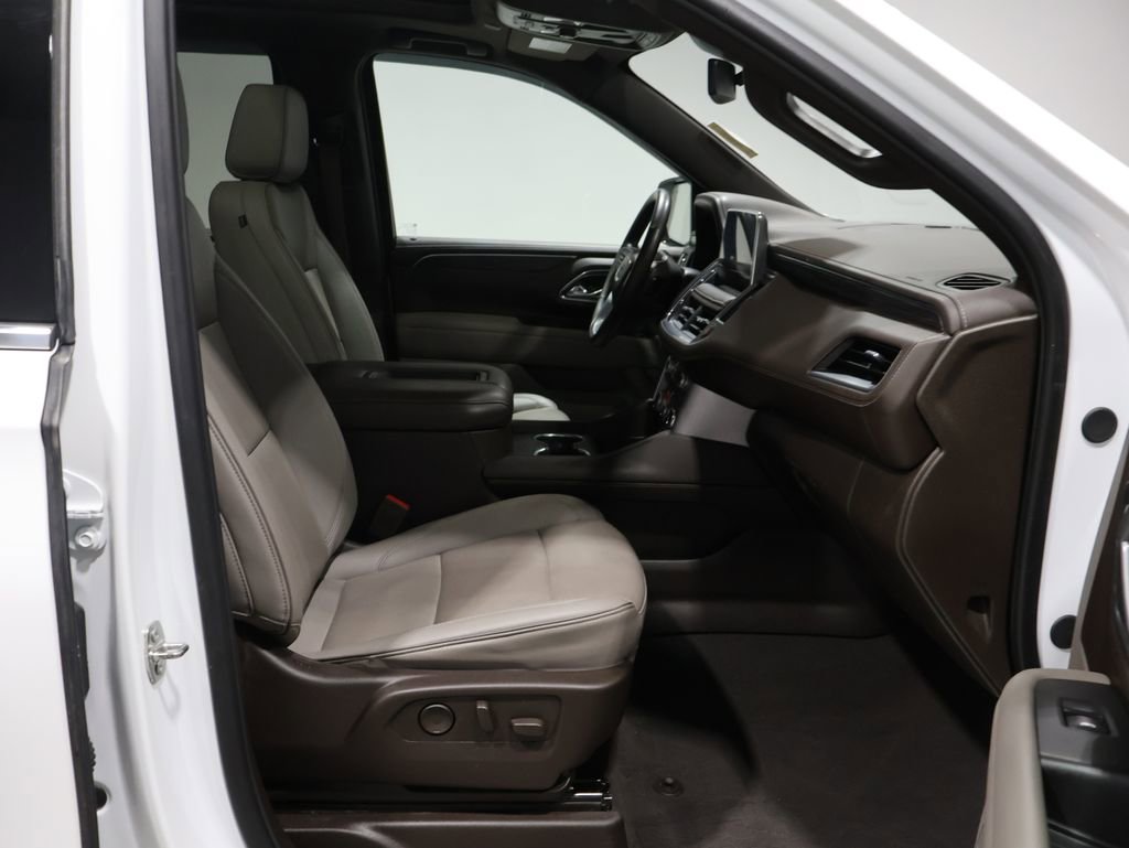 Used 2024 GMC Yukon XL SLT image 27