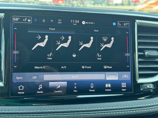Certified 2024 Chrysler Pacifica Limited FWD image 29