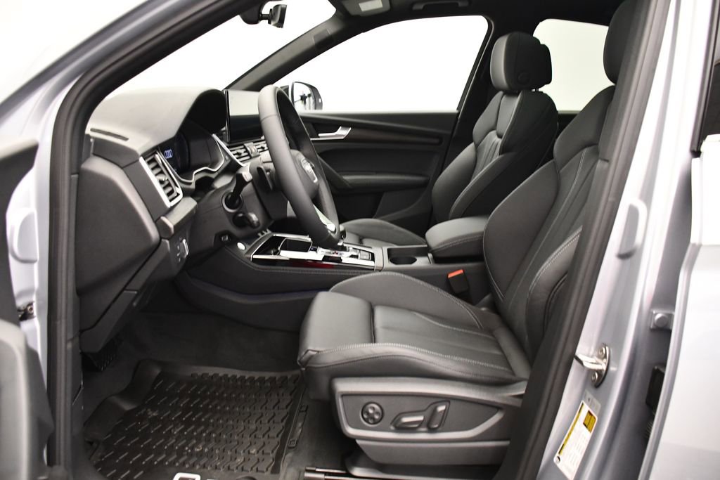 Used 2025 Audi Q5 2.0T Premium Plus w/ Premium Plus Package image 38