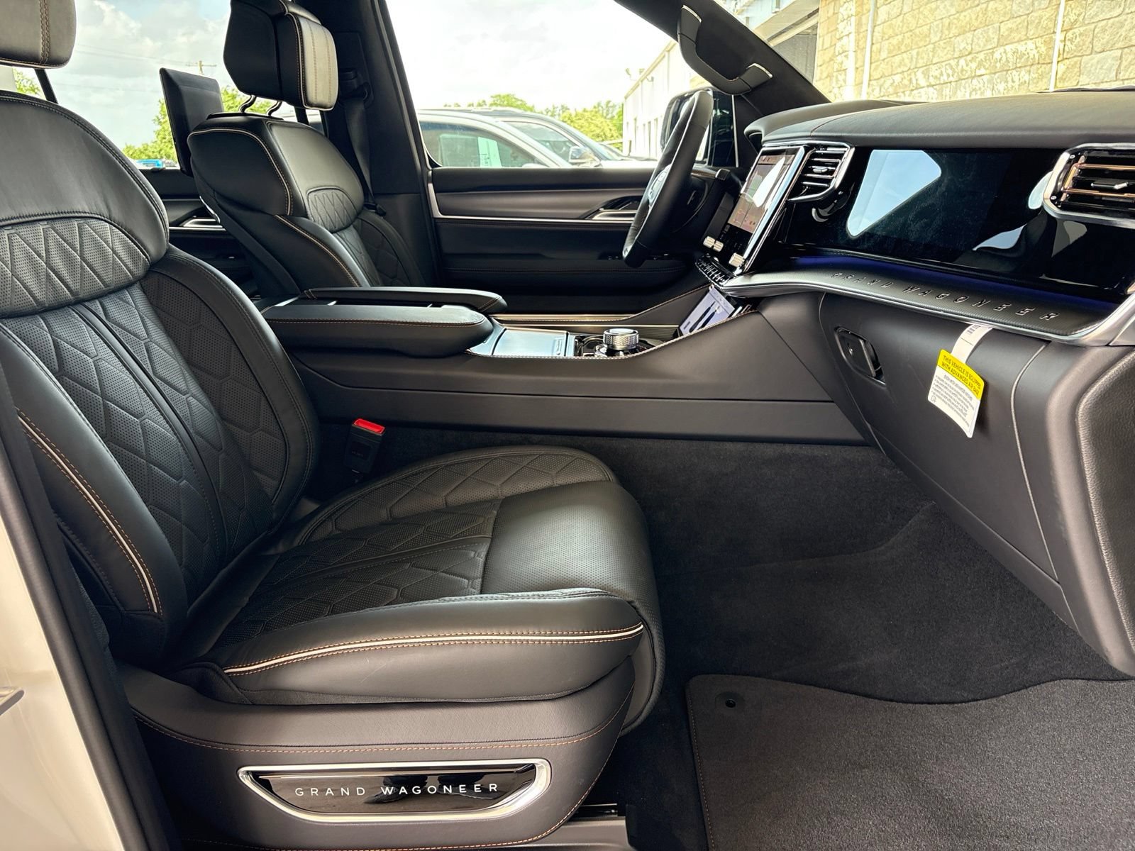 New 2026 Jeep Grand Wagoneer Summit AWD/4WD image 27
