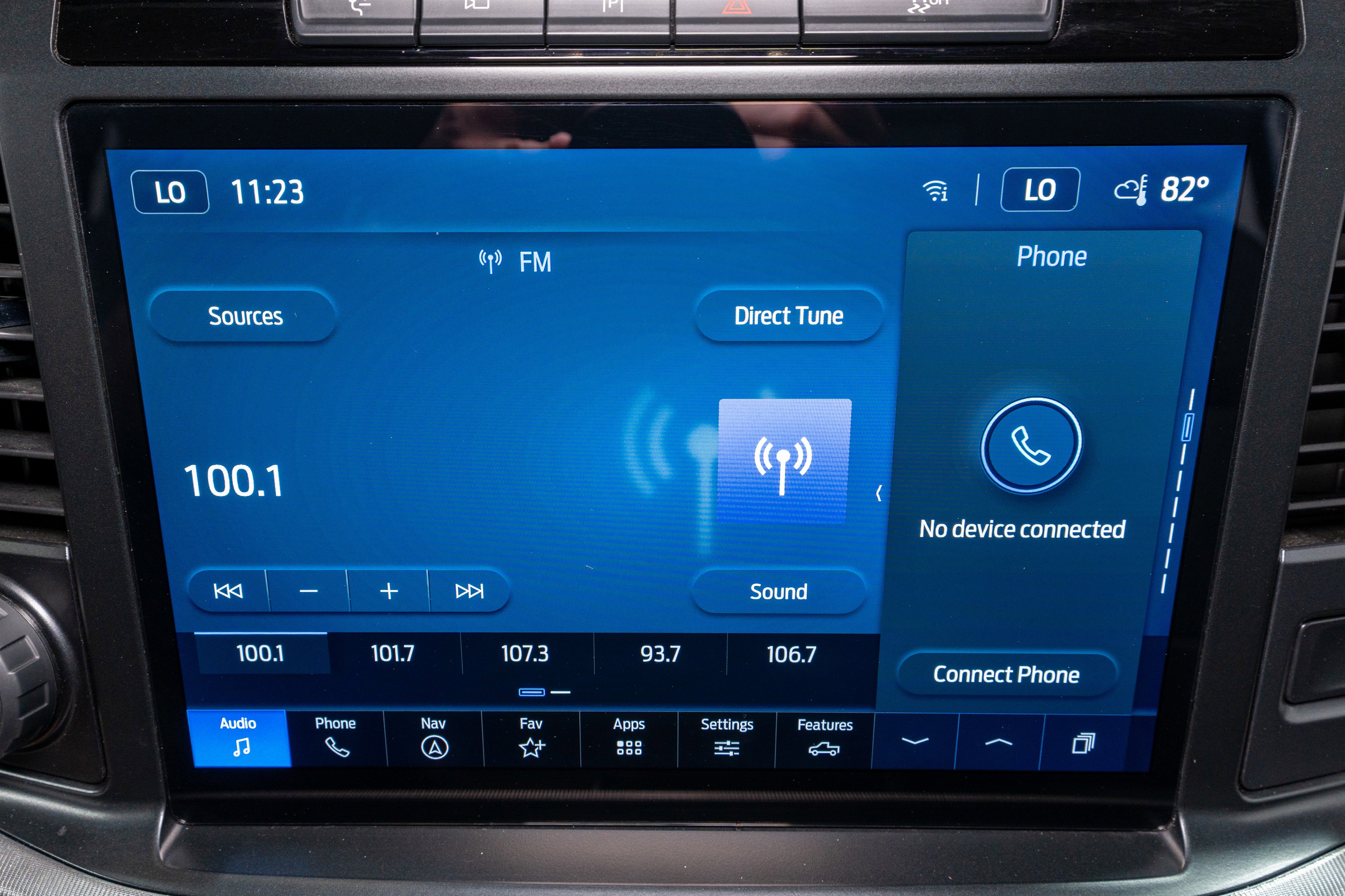 Used 2024 Ford F150 Lariat w/ Bed Utility Package AWD/4WD image 23