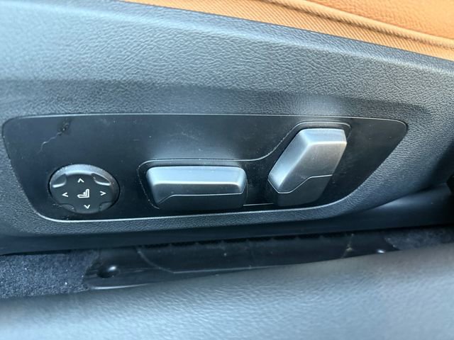 Used 2023 BMW 230i Coupe image 12