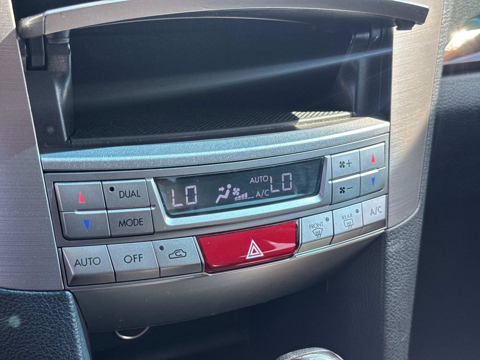 Used 2013 Subaru Legacy 2.5i Limited w/ Popular Pkg 2 image 24