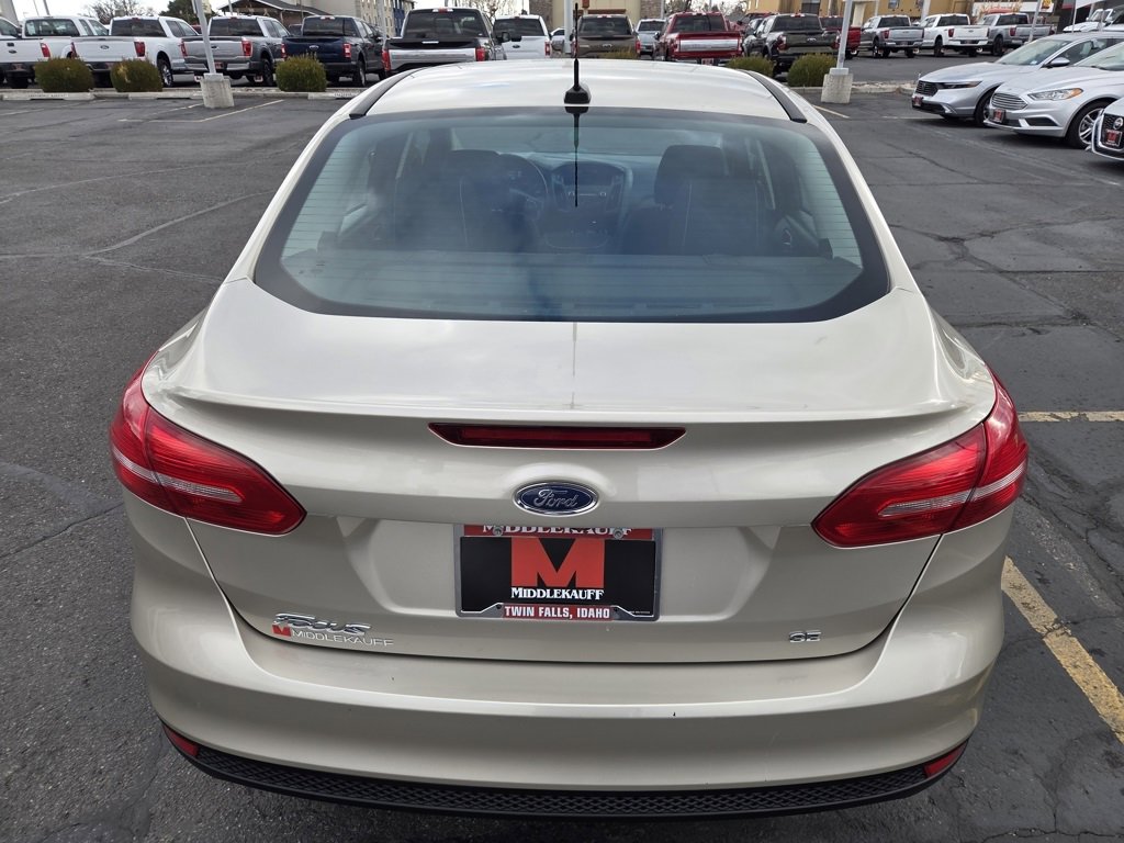 Used 2018 Ford Focus SE image 4