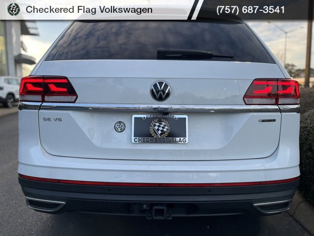 Used 2023 Volkswagen Atlas SE w/ Black Wheel Package image 2