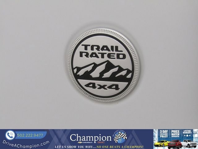 Used 2021 Jeep Wrangler Unlimited Sahara AWD/4WD image 4