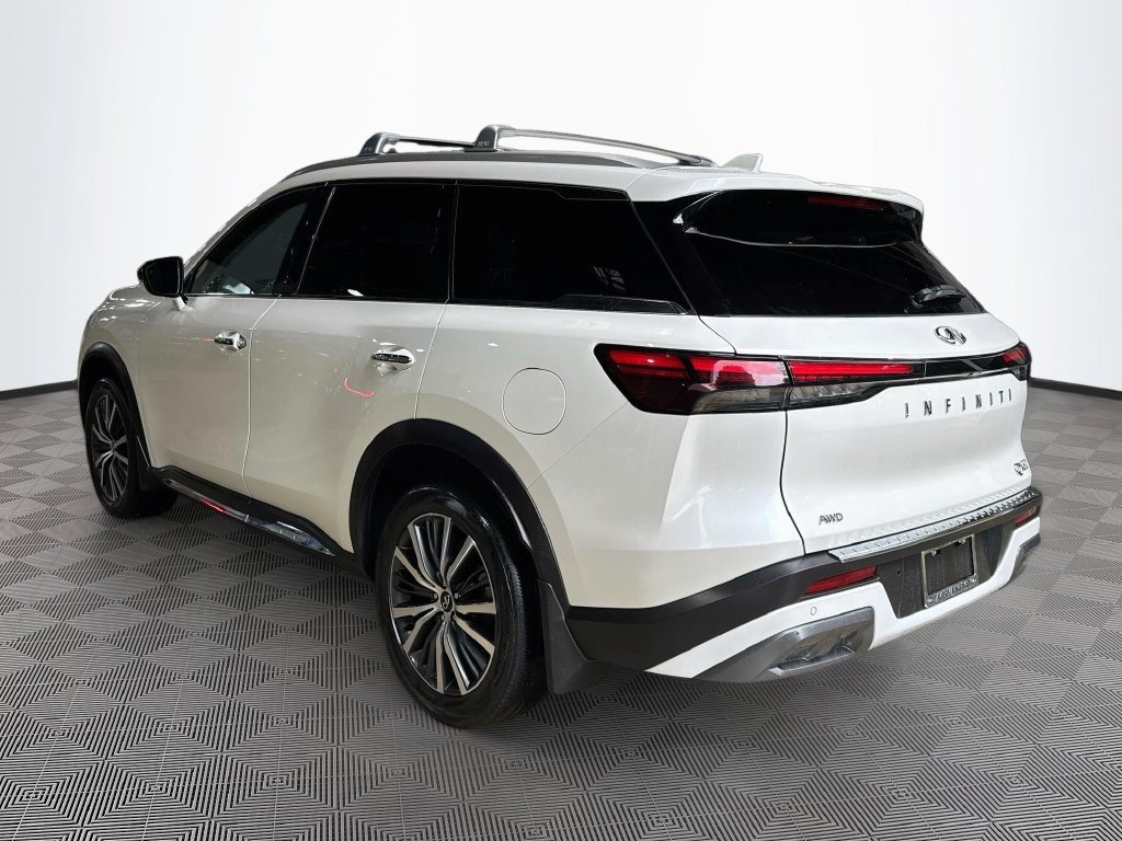 Certified 2023 INFINITI QX60 Sensory w/ Cargo Package AWD/4WD image 8