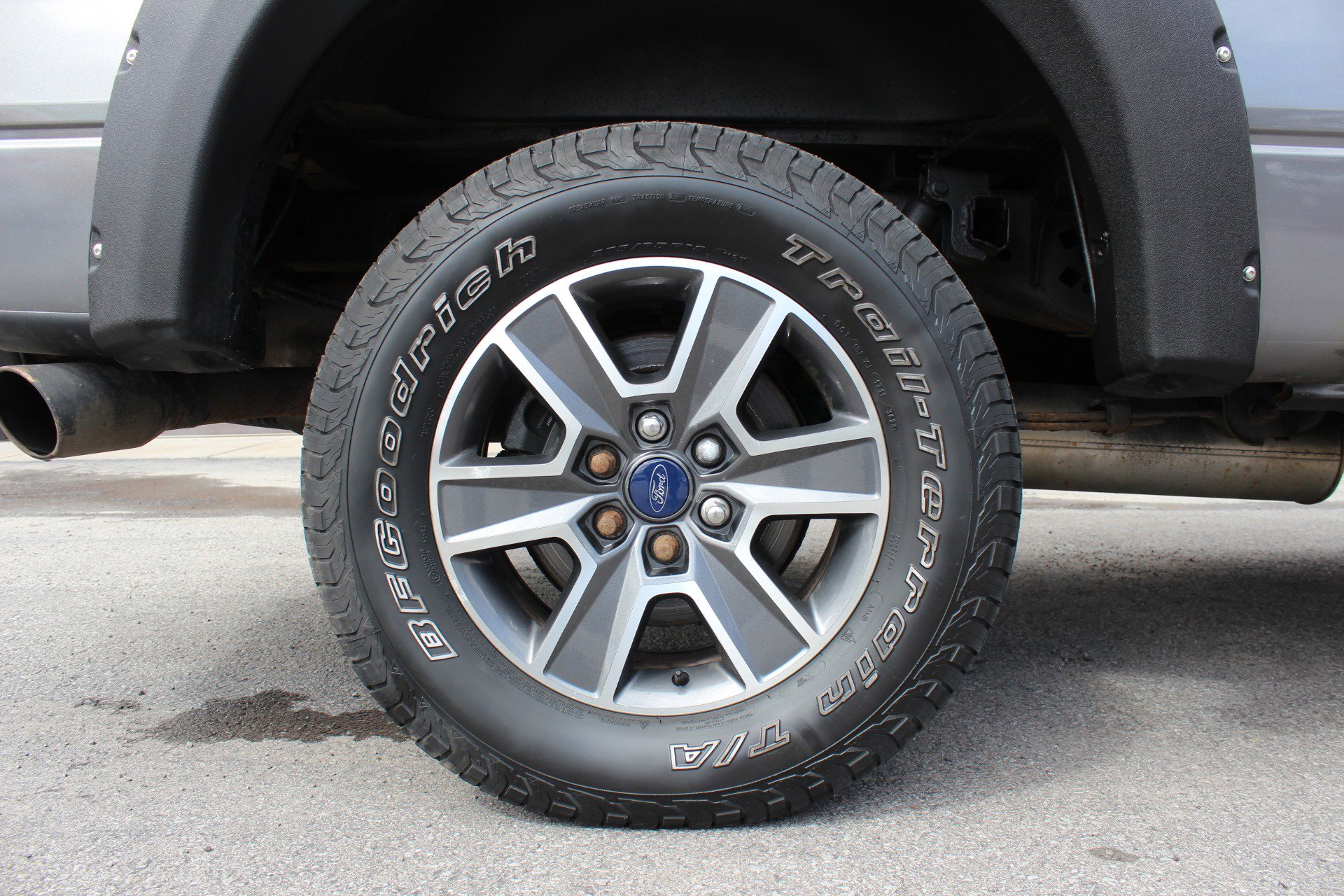 Used 2014 Ford F150 STX w/ Equipment Group 201A Mid AWD/4WD image 39