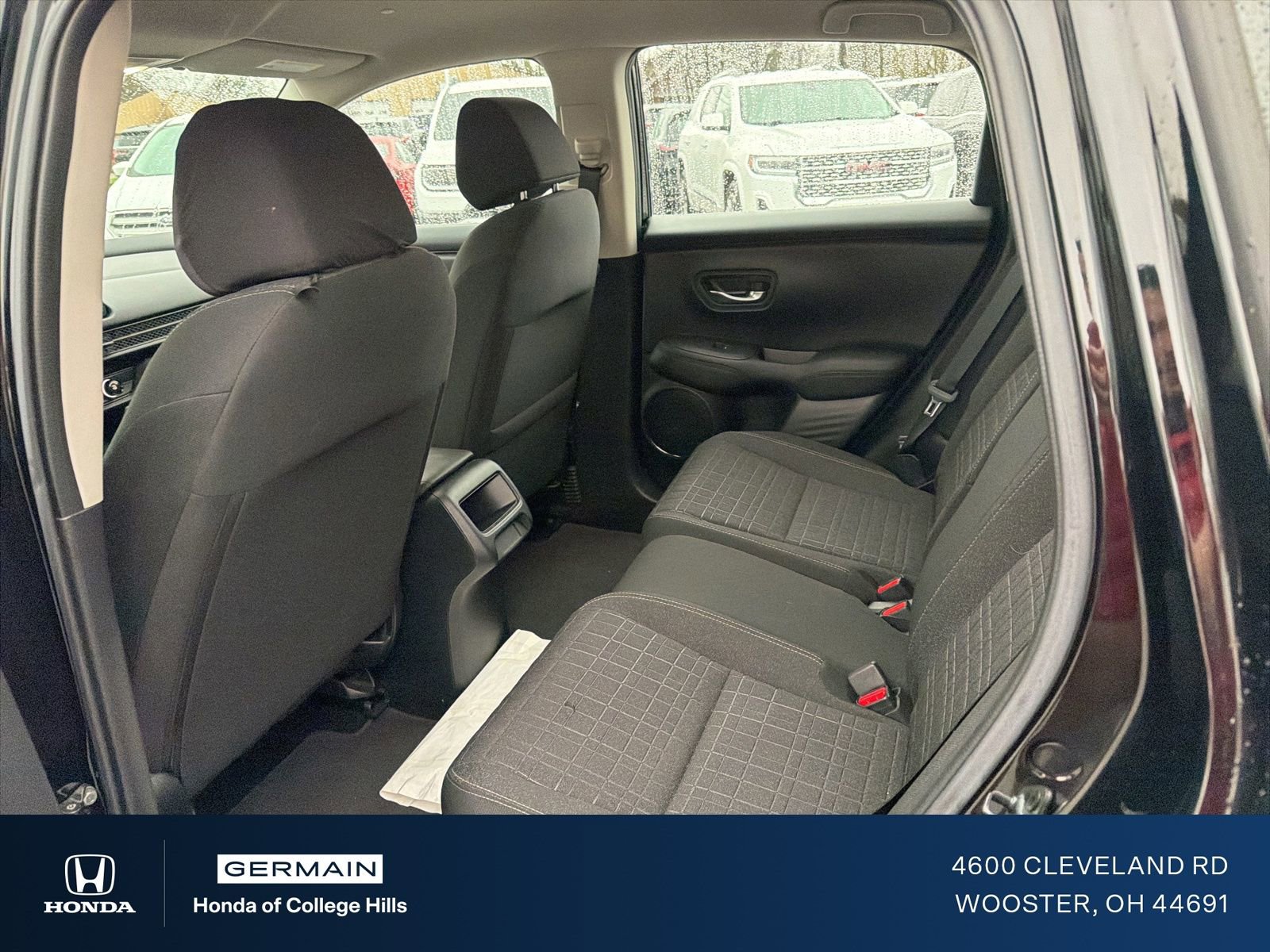 Used 2023 Honda HR-V LX image 12