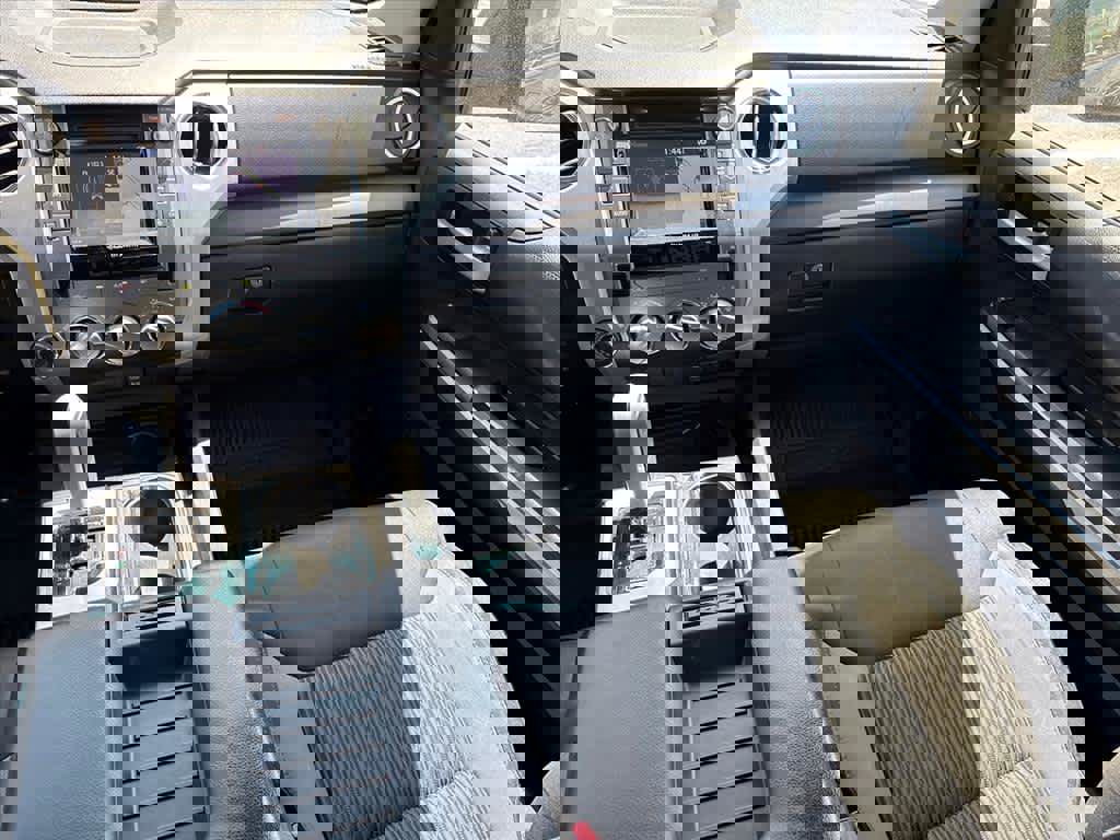 Used 2017 Toyota Tundra SR5 AWD/4WD image 5