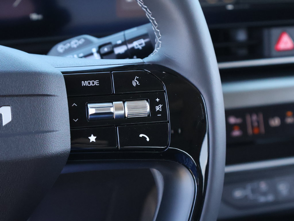 New 2027 Kia Carnival SX FWD image 37