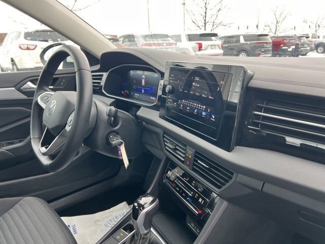 Used 2025 Volkswagen Jetta S image 32